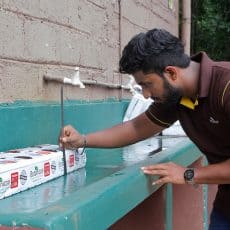 Quality team checking expanision height